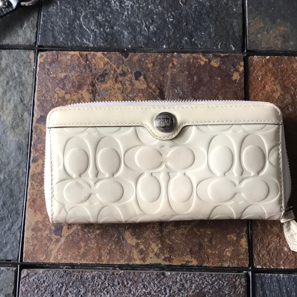Coach Handbags - White patent leather Coach wallet Coach Handbags - White patent leather Coach wallet